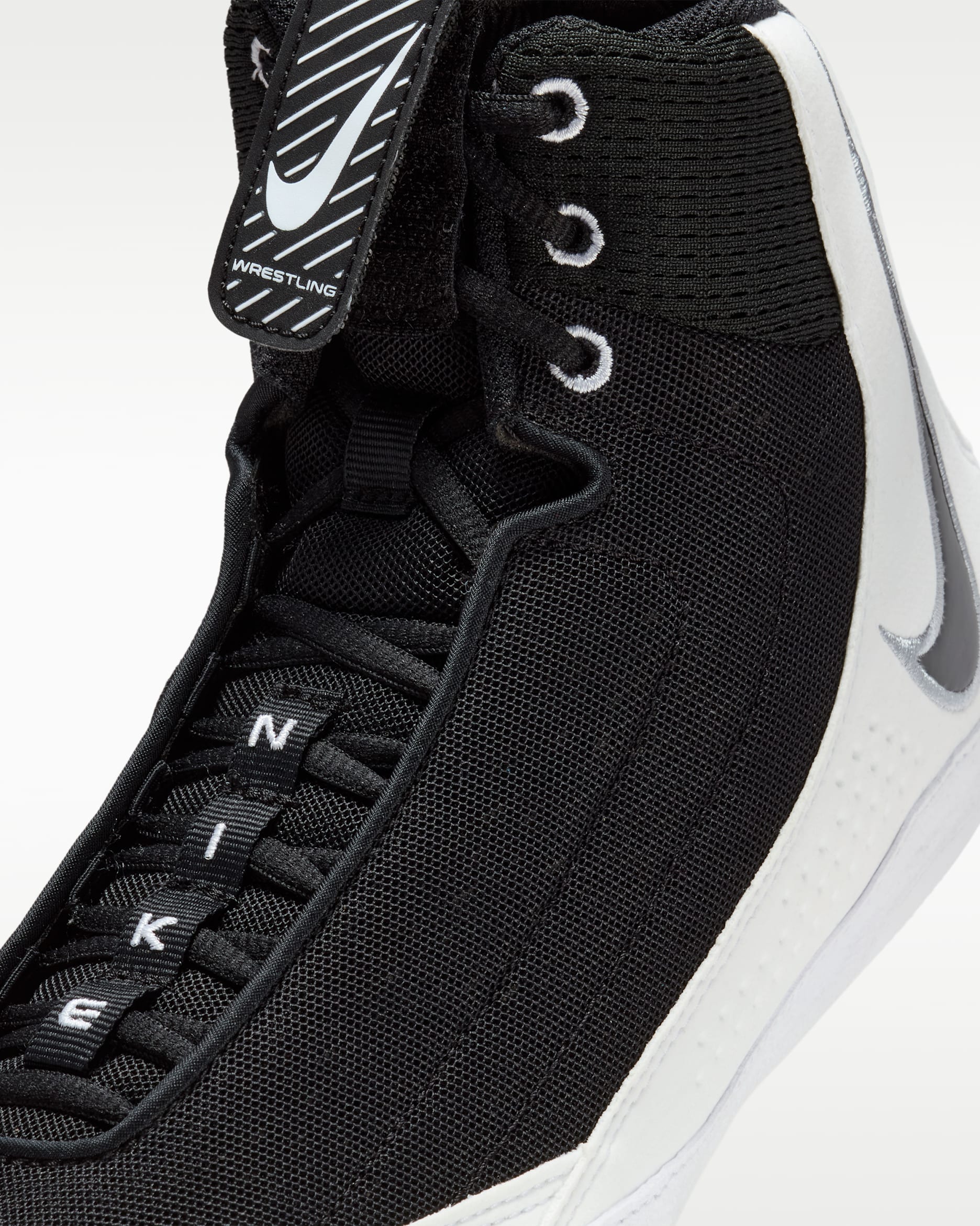 Nike Inflict 4
Wrestling Shoes