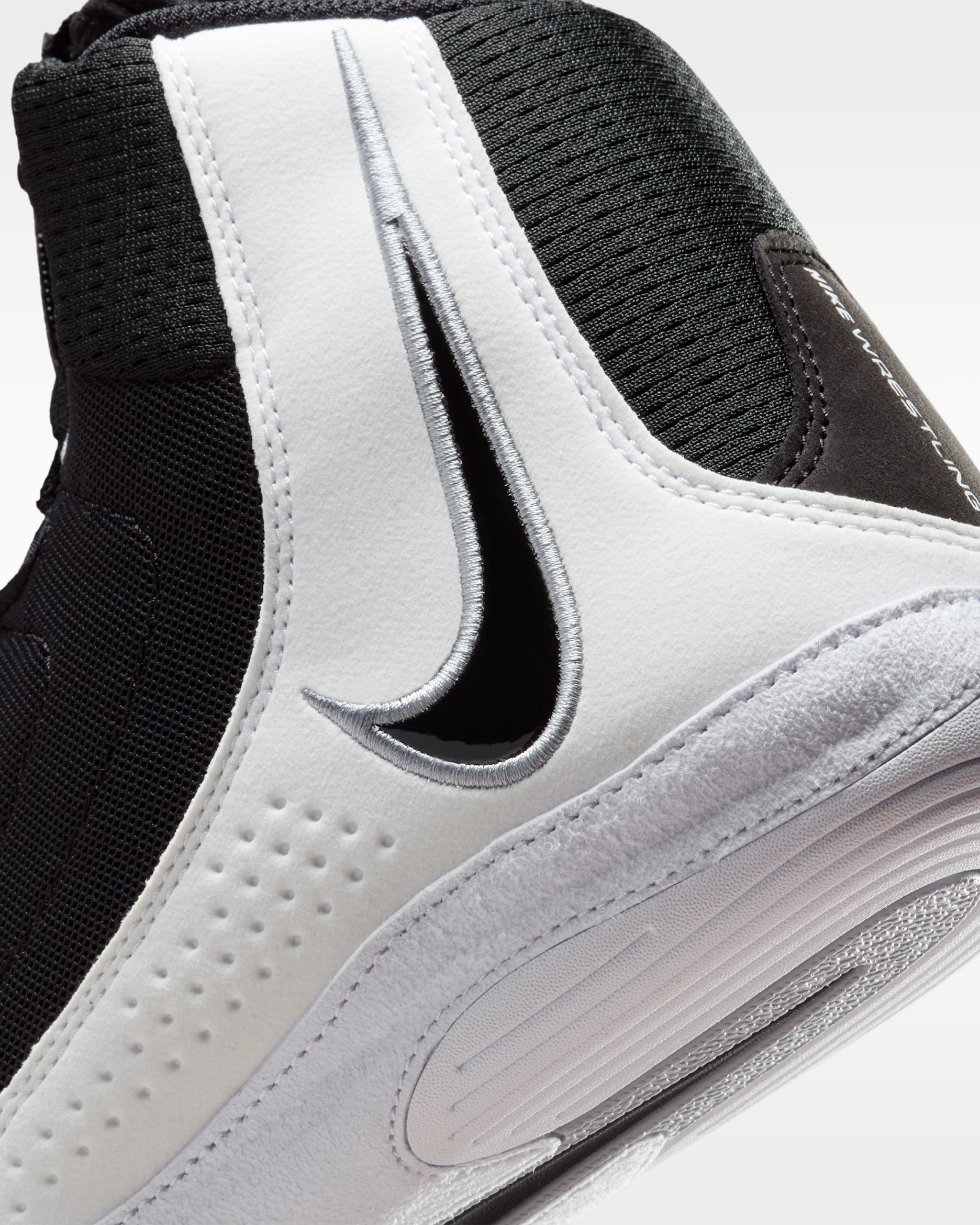 Nike Inflict 4
Wrestling Shoes