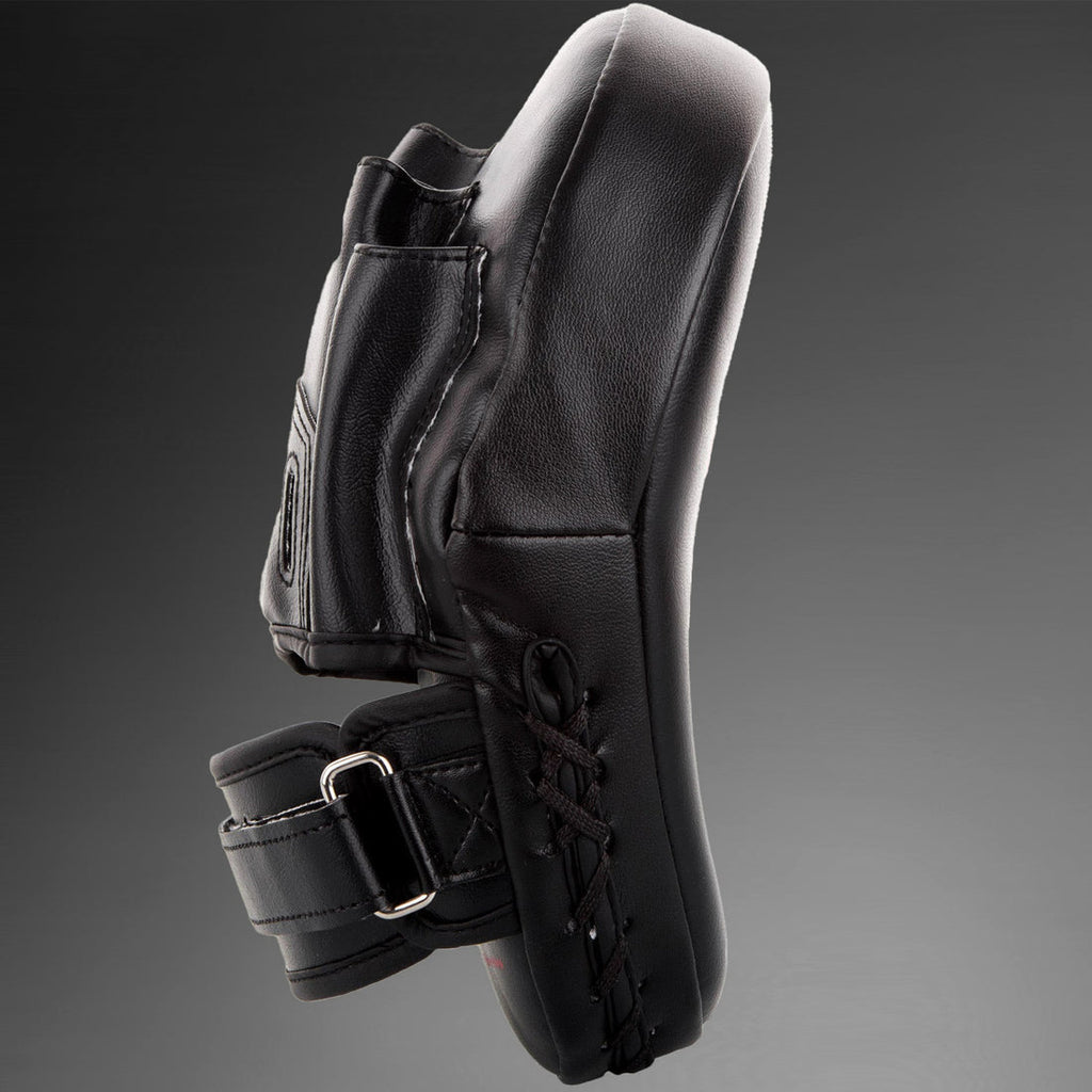 Venum Light Focus Mitts